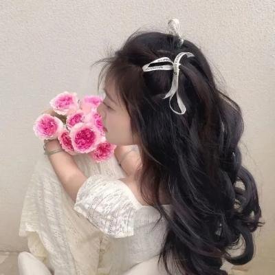 脸庞